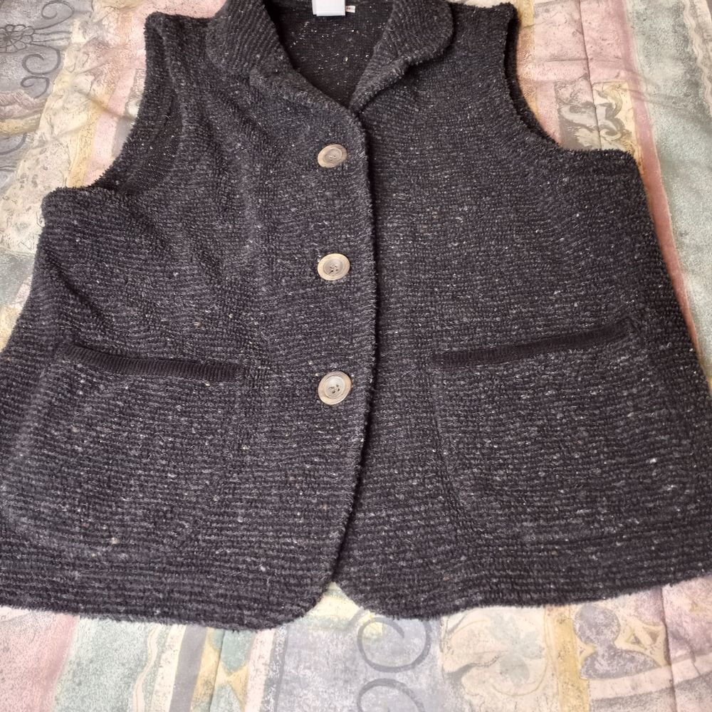 Nomadic Traders S Black Wool Blend Button Up Pockets Women's Vest.